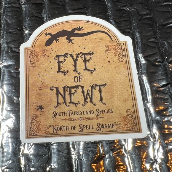 EYE OF NEWT Witchy Sorceress Supreme Potion B0ttle Label Sticker Spell Occult - Picture 2 of 4
